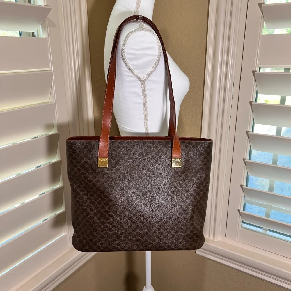 👜AUTHENTIC👜 Celine Macadam Vintage Monogram Tote with Gold Detail - Picture 1 of 16